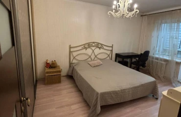 Фото Трикімнатна квартира, оренда. Київ Дарницкий