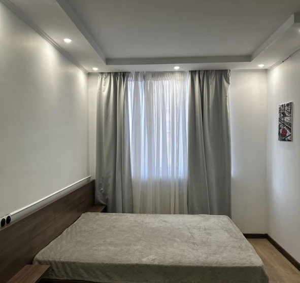 Фото 1. Однокімнатна квартира, оренда. Київ Дарницкий