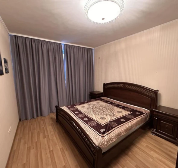 Fotografie 1. Trei Camere apartament, de închiriat. Kyiv Дарницкий