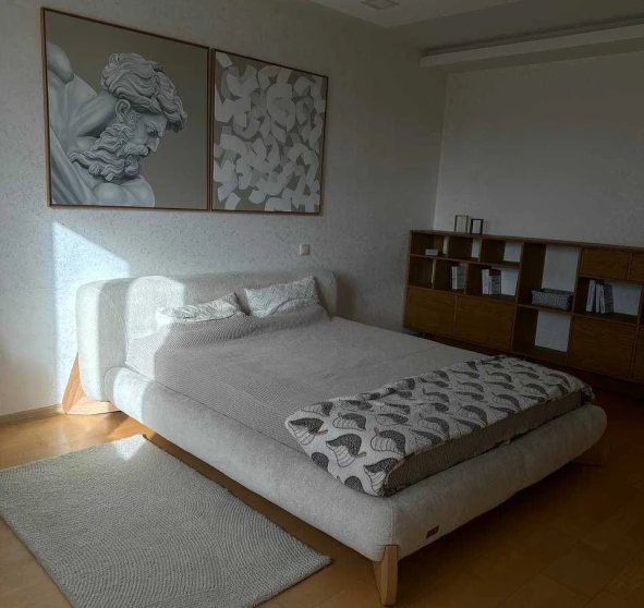 Фото 1. Трехкомнатная квартира, аренда. Киев Дарницкий