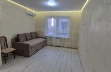 Zdjęcie Kawalerka mieszkanie, do wynajęcia. Kyiv Дарницкий