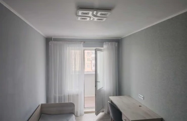 Fotografie Trei Camere apartament, de vânzare. Kyiv Оболонский, Minska