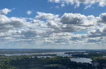 Фото Трикімнатна квартира, продаж. Київ Голосеевский