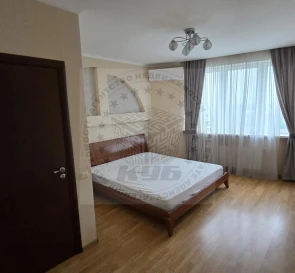 Фото 5. Трехкомнатная квартира, продажа. Киев Святошинский, Житомирская