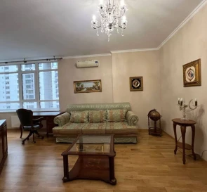 Фото 5. Трикімнатна квартира, продаж. Київ Печерский