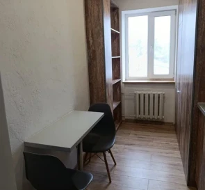 Foto 5. Monoambiente piso, para alquilar. Poltava