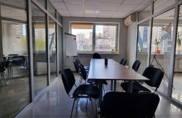 Фото Коммерческая, аренда. Киев Дарницкий район, Позняки