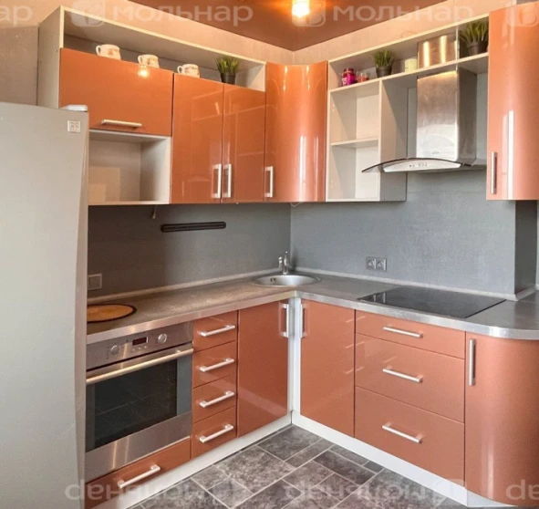 Foto 1. Tres Ambientes piso, en venta. Minsk Московский