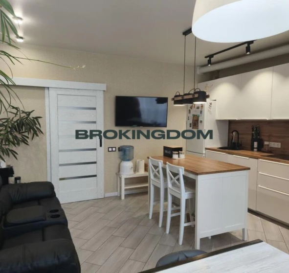 Фото 1. Двокімнатна квартира, продаж. Київ Дніпровський