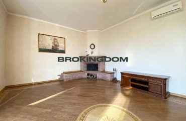 Фото Трикімнатна квартира, продаж. Київ Голосіївський