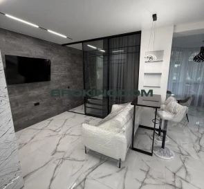 Фото 2. Однокімнатна квартира, продаж. Софіївська Борщагівка Київська