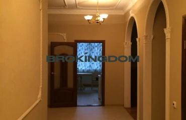 Фото Четырехкомнатная квартира, продажа. Киев Печерський