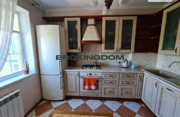 Zdjęcie Trzypokojowe mieszkanie, na sprzedaż. Kyiv Шевченківський