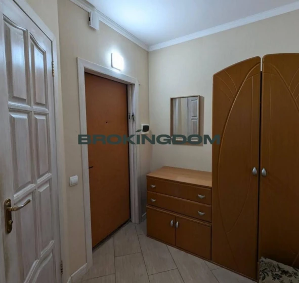 Foto 1. Monoambiente piso, en venta. Kyiv Голосіївський