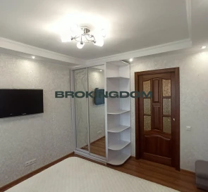 Foto 5. Dos Ambientes piso, en venta. Kyiv Dniprovskyi
