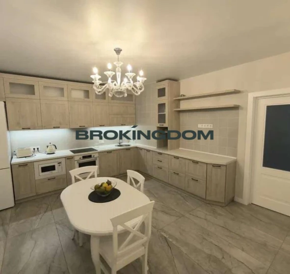 Фото 1. Четырехкомнатная квартира, продаж. Київ Солом'янський