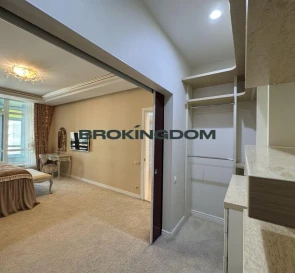 Фото 4. Четырехкомнатная квартира, продажа. Киев Печерський