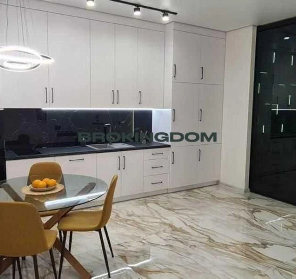 Foto 1. Monoambiente piso, en venta. Kyiv Печерський