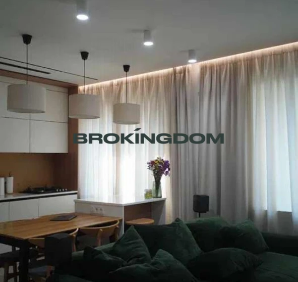 Foto 1. Dos Ambientes piso, en venta. Kyiv Solomianskyi