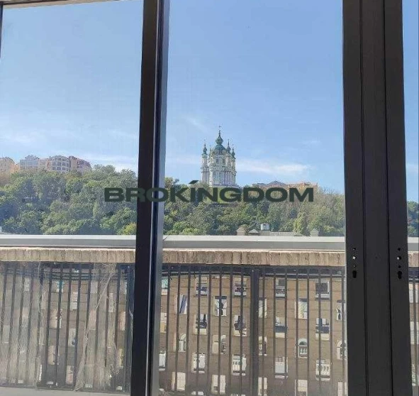 Photo 1. Four-Room flat, for sale. Kyiv Подільський