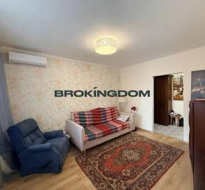 Foto 3. Dos Ambientes piso, en venta. Kyiv Solomianskyi