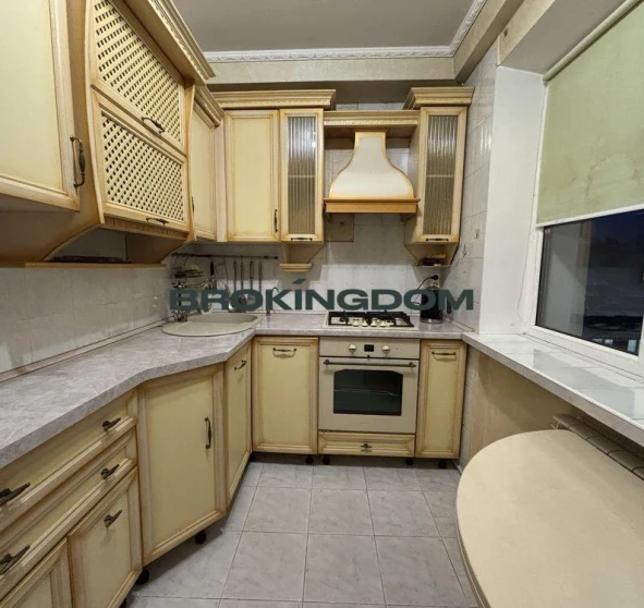 Foto 1. Dos Ambientes piso, en venta. Kyiv Solomianskyi