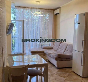 Foto 3. Dos Ambientes piso, en venta. Kyiv Solomianskyi