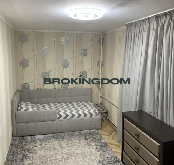 Foto 1. Dos Ambientes piso, en venta. Kyiv Solomianskyi