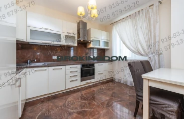 Foto Dos Ambientes piso, en venta. Kyiv Solomianskyi