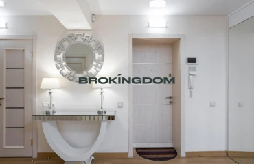 Zdjęcie Trzypokojowe mieszkanie, na sprzedaż. Kyiv Шевченківський