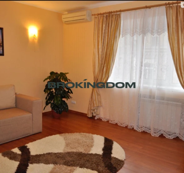 Фото 1. Двухкомнатная квартира, продажа. Киев Подільський