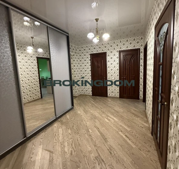 Foto 1. Dos Ambientes piso, en venta. Kyiv Podilskyi