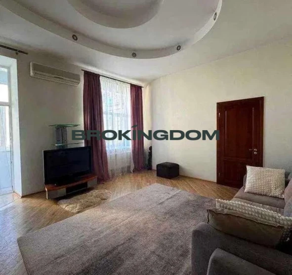 Foto 1. Dos Ambientes piso, en venta. Kyiv Shevchenkivskyi