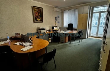 Фото Четырехкомнатная квартира, продаж. Київ Шевченківський