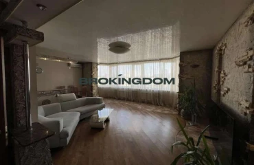 Zdjęcie Dwupokojowe mieszkanie, na sprzedaż. Kyiv Дніпровський