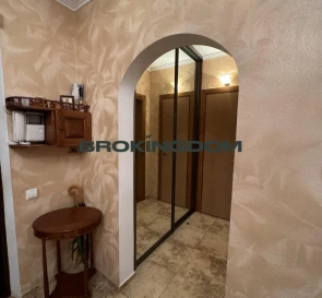 Фото 4. Трикімнатна квартира, продаж. Київ Дарницький