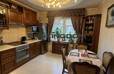 Фото Трикімнатна квартира, продаж. Київ Дарницький