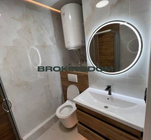 Фото 5. Двокімнатна квартира, продаж. Бровари Металургів