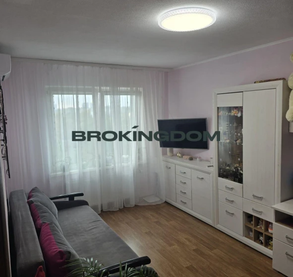 Zdjęcie 1. Kawalerka mieszkanie, na sprzedaż. Novosilky пр. Академіка Глушкова