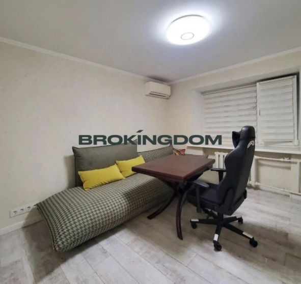 Zdjęcie 1. Trzypokojowe mieszkanie, na sprzedaż. Kyiv Печерський