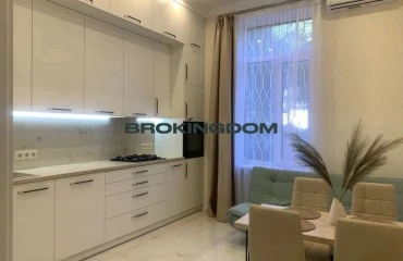 Zdjęcie Trzypokojowe mieszkanie, na sprzedaż. Kyiv Голосіївський