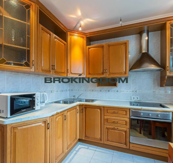 Foto 1. Dos Ambientes piso, en venta. Kyiv Shevchenkivskyi