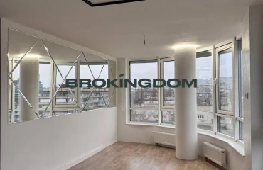 Foto Dos Ambientes piso, en venta. Kyiv Holosiivskyi