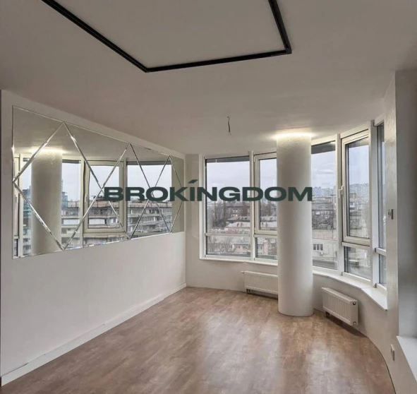 Foto 1. Dos Ambientes piso, en venta. Kyiv Holosiivskyi