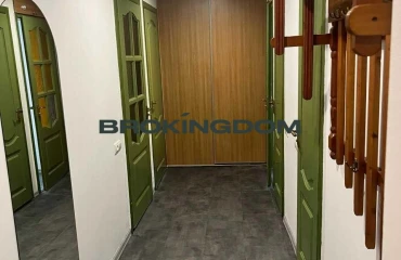 Fotografie Trei Camere apartament, de vânzare. Kyiv Оболонський