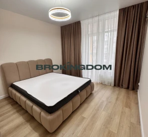 Фото 4. Трикімнатна квартира, продаж. Київ Святошинський