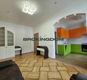 Фото 3. Трикімнатна квартира, продаж. Київ Печерський