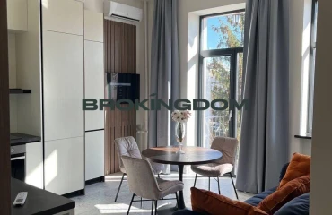 Zdjęcie Kawalerka mieszkanie, na sprzedaż. Kyiv Pecherskyi