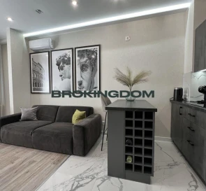 Zdjęcie 2. Trzypokojowe mieszkanie, na sprzedaż. Kyiv Голосіївський