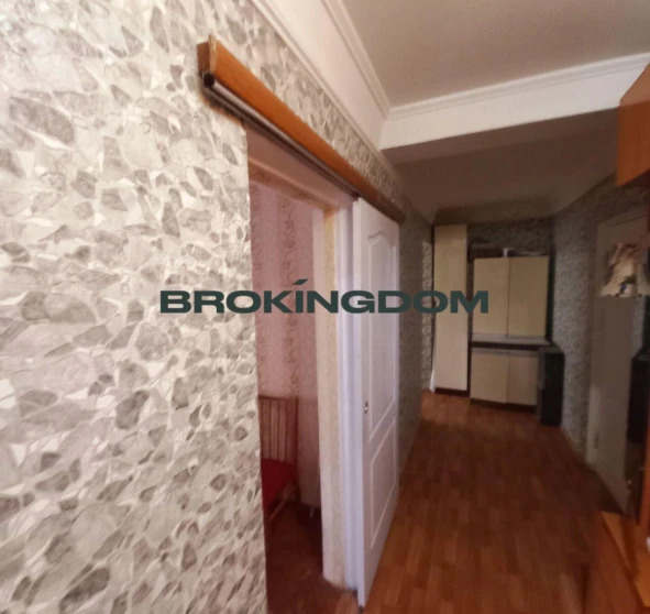 Foto 1. Dos Ambientes piso, en venta. Kyiv Solomianskyi